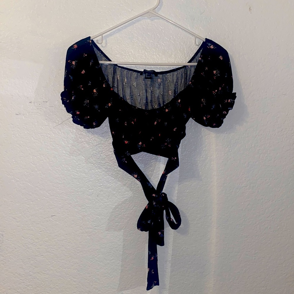 Black wrap around crop top